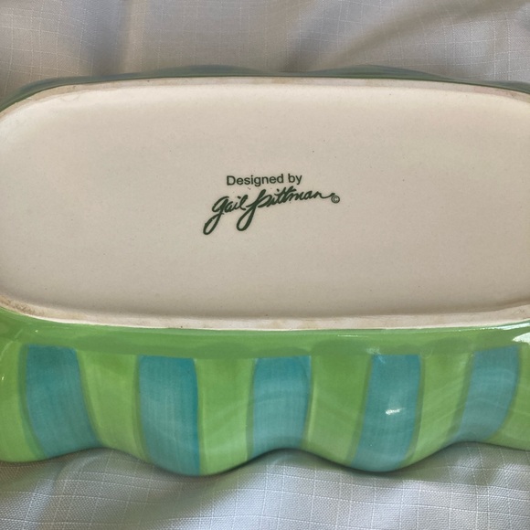 Gail Pittman Ruffle Oval Bowl and Cheese Spreaders - Picture 6 of 8